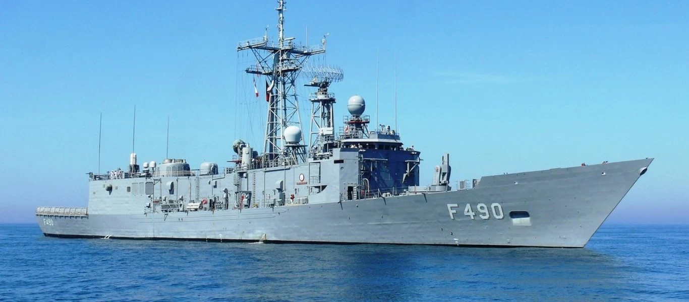 Εκτόξευση-φιάσκο τουρκικού α/ε πυραύλου SM-1 στα ανοικτά της Λιβύης κατά drone: Ούτε καν εξερράγη